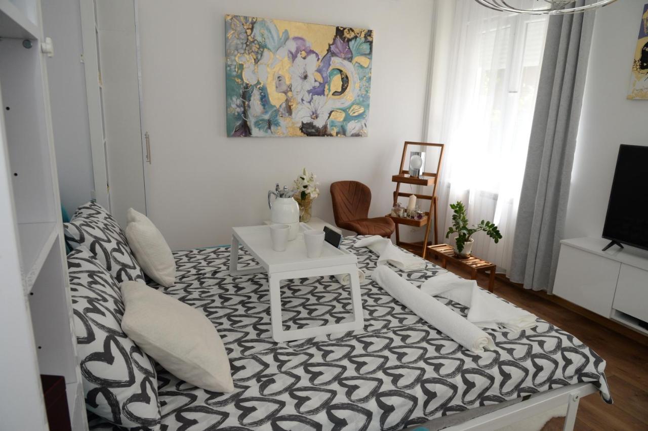 Apartment Krins Нови-Сад Экстерьер фото